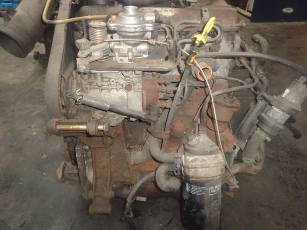 MOTEUR VW 1.6 TURBO DIESEL - Vue 2